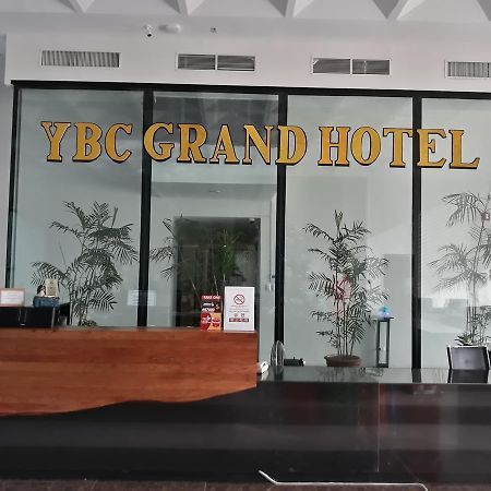 Ybc Grand Hotel Olongapo Luaran gambar